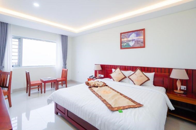 Khách sạn Vĩnh Hoàng Quảng Bình